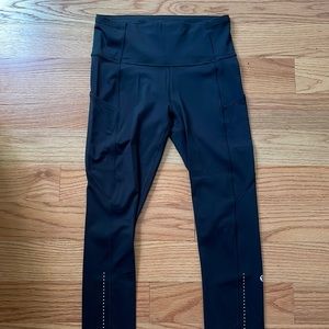 Lululemon cropped leggings